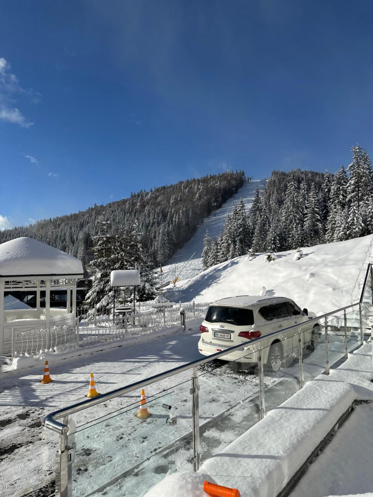 Chevalier Hotel & Spa Bukovel Eksteriør billede