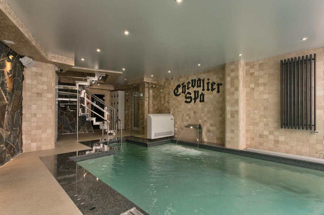 Chevalier Hotel & Spa Bukovel Eksteriør billede