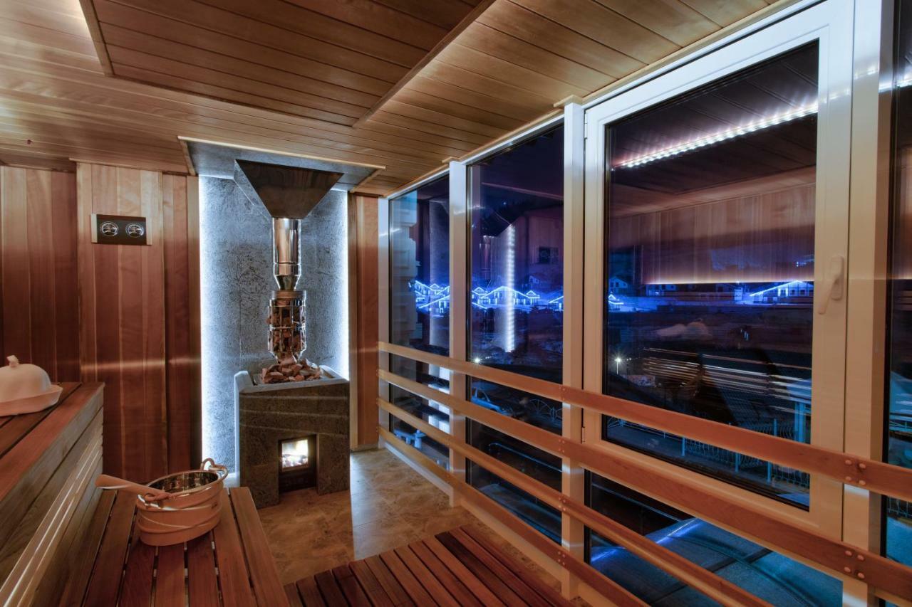 Chevalier Hotel & Spa Bukovel Eksteriør billede
